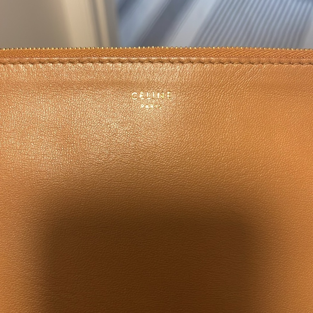 Celine Solo Bicolor Leather Clutch - Picture 10 of 13